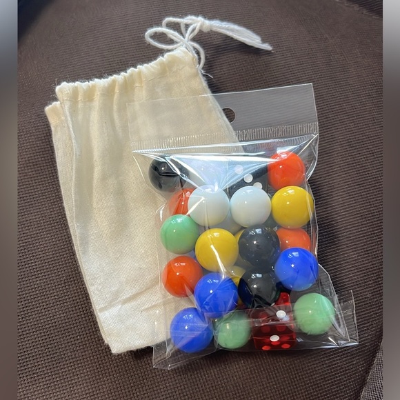 Marble & Dice Set for games 🌿🆕🌿 - Picture 1 of 8